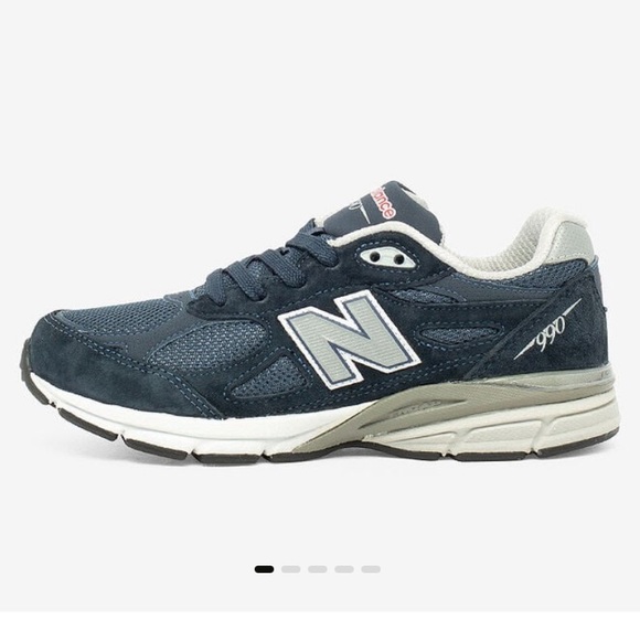 New Balance Other - New Balance 990V3 Grade School Blue Gray‎ Sneakers GC990NB3 Sz. 6